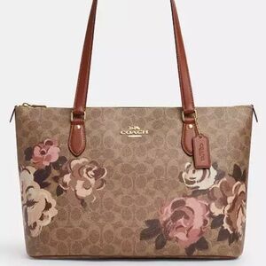 NWT COACH Gallery Floral Tote 2025 W/Floral Charm